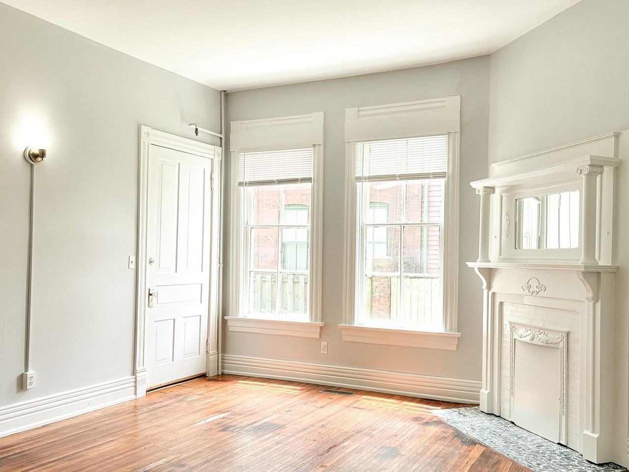 1406 S. 1st Street - Photo 7 of 33