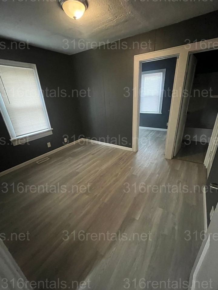 1837 S Euclid Ave - Photo 2 of 10