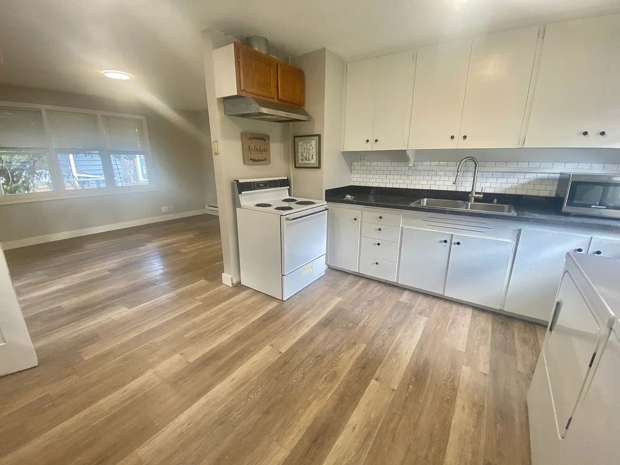 6731 104th Ave Ne - Photo 4 of 14