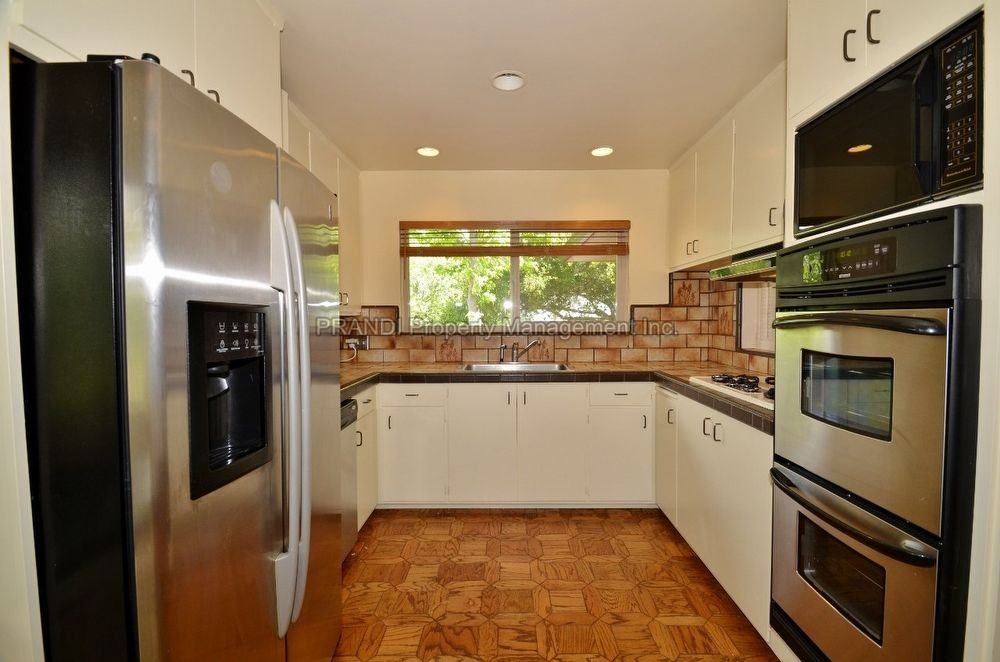 20 Portola Ave - Photo 2 of 20