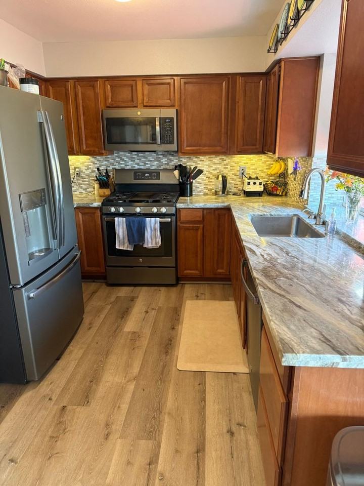 9230 Benedict Dr - Photo 3 of 16