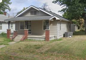 featured image of 105 E 21st St