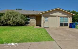 7621 Clover Ln - Photo 1 of 1