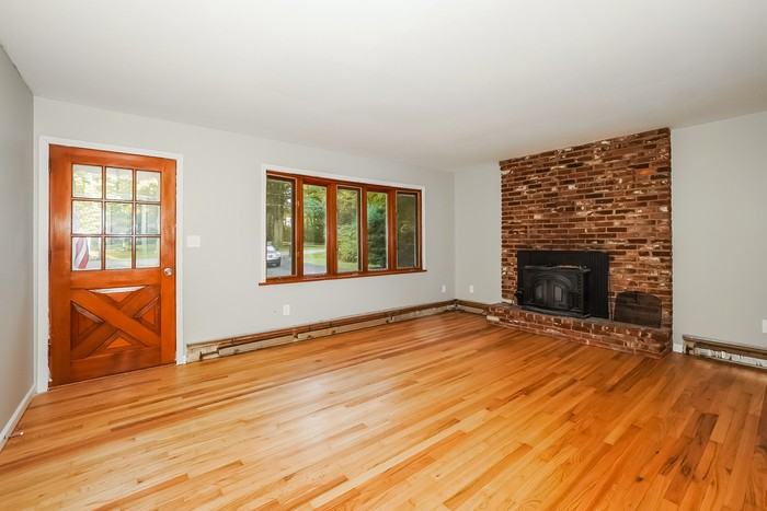 8240 Timberlane Dr - Photo 2 of 14