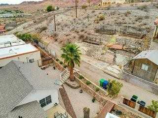 1354 Denver St #NA - Photo 3 of 38