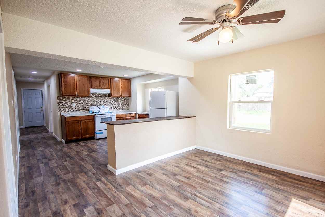 1020 N Connelly St #NA - Photo 4 of 11