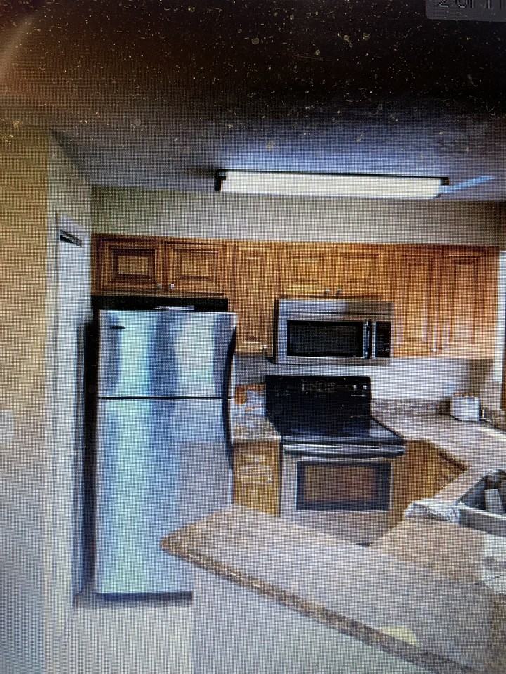 650 Island Club Ct #139 - Photo 2 of 11