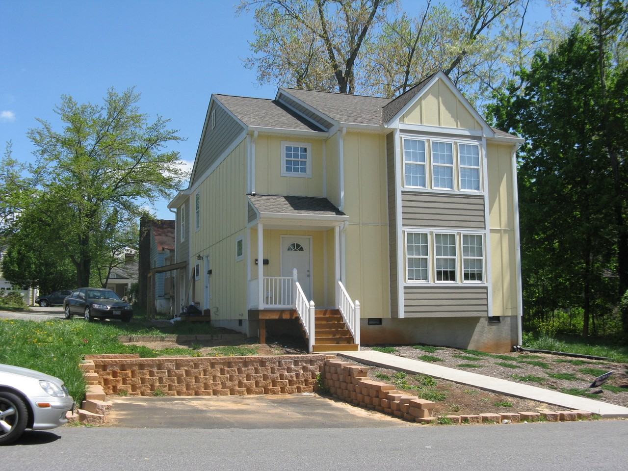 111 Montpelier St #NA - Photo 2 of 15