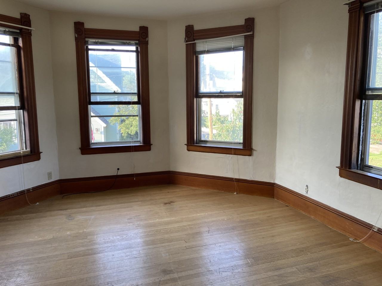 37 Perry St #3 - Photo 2 of 6