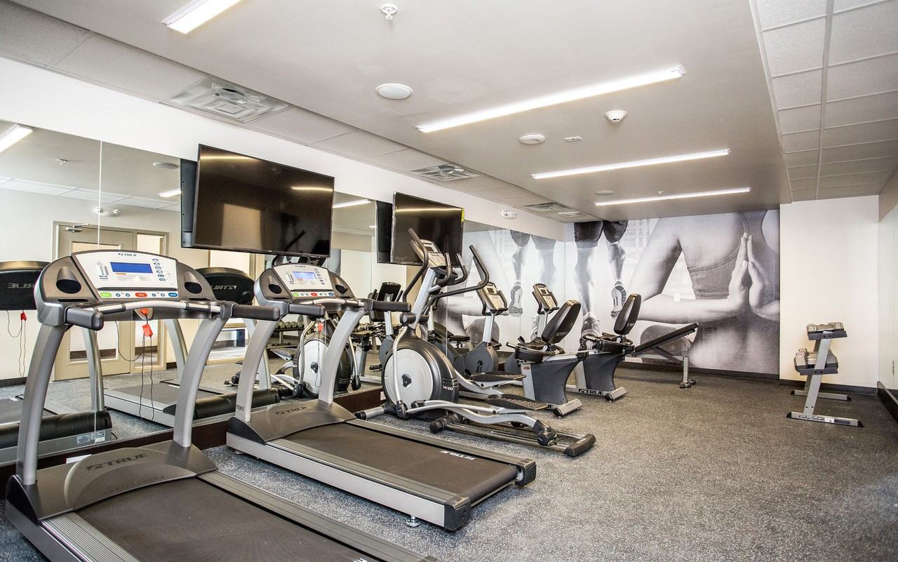 The Pad on Harvard - Photo 4 of 24