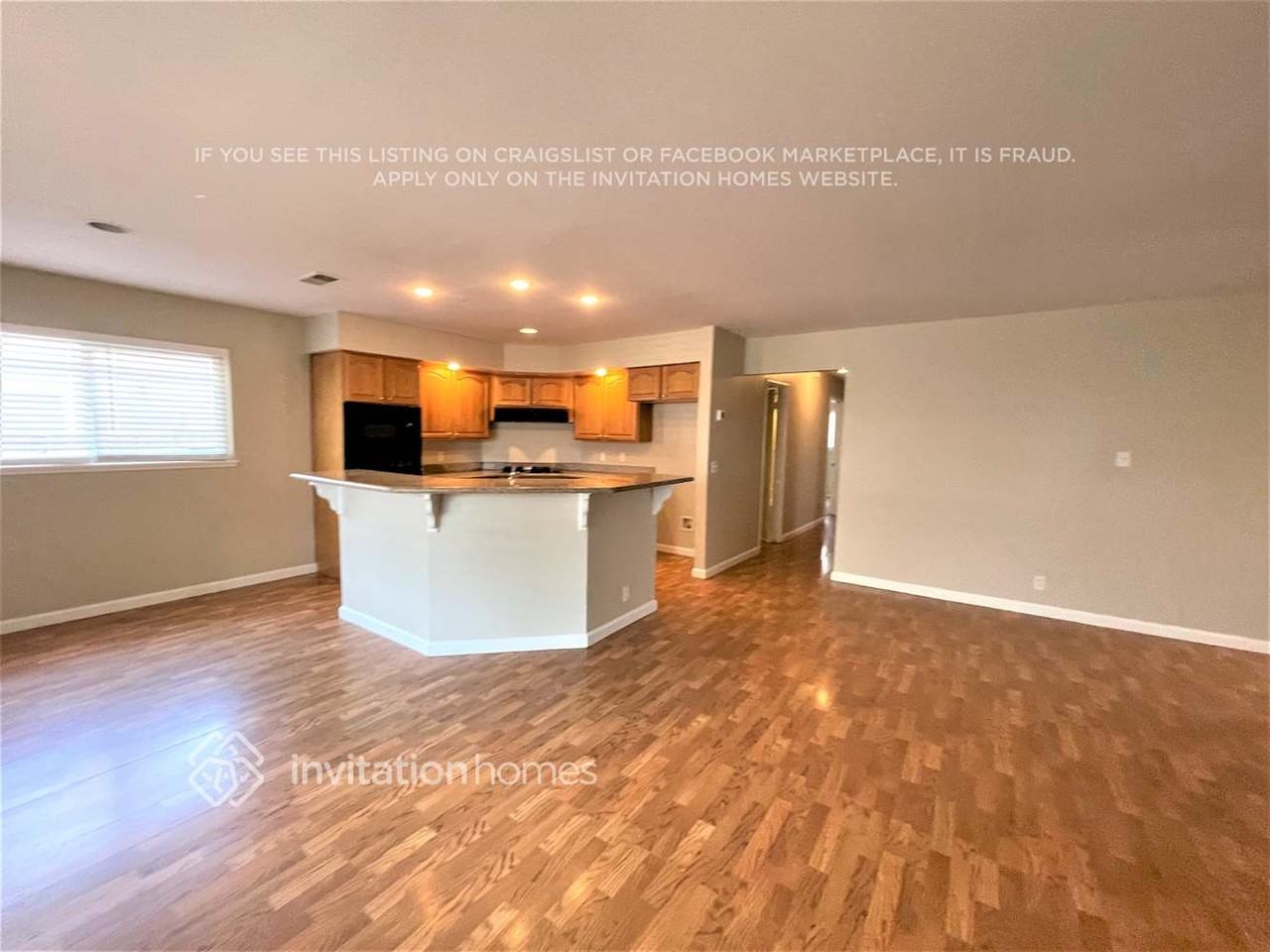 868 Ashwood Ave - Photo 3 of 13