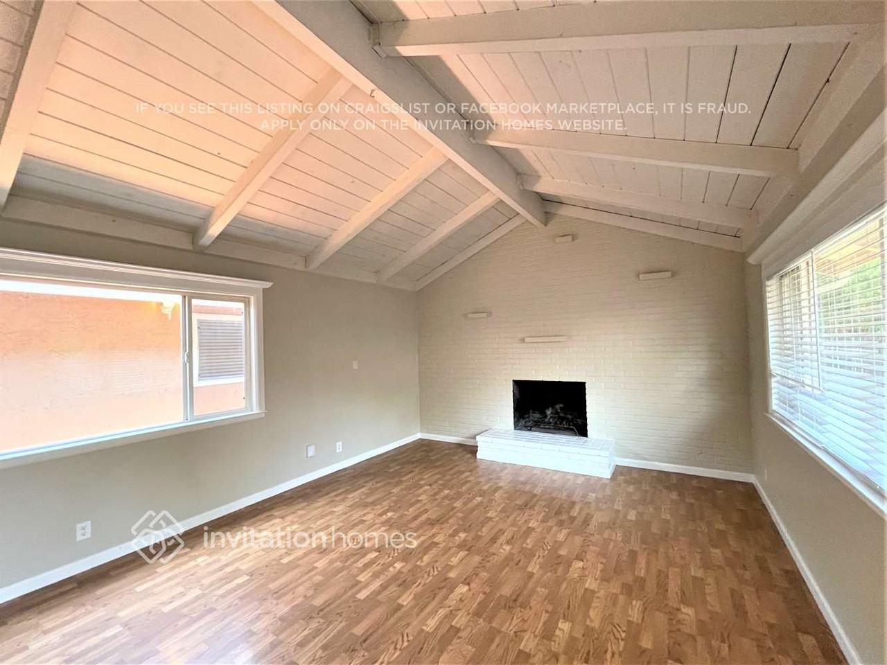 868 Ashwood Ave - Photo 6 of 13