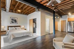 featured image of 1300 Convention Plz