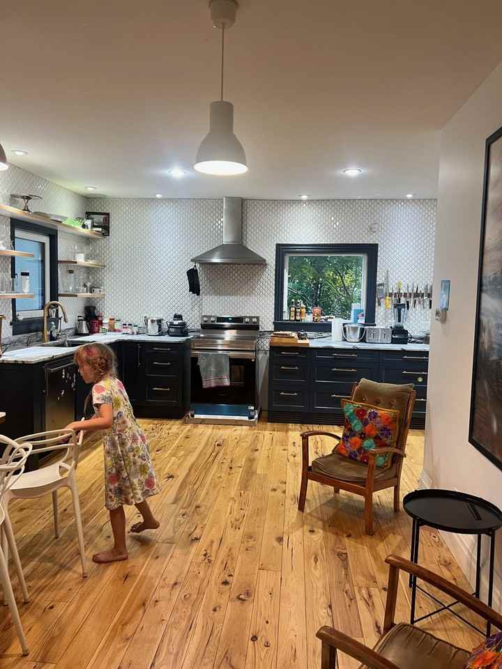 1447 East Pender Street - Photo 3 of 13