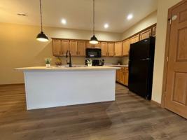 featured image of 1530 Williamsburg Pl