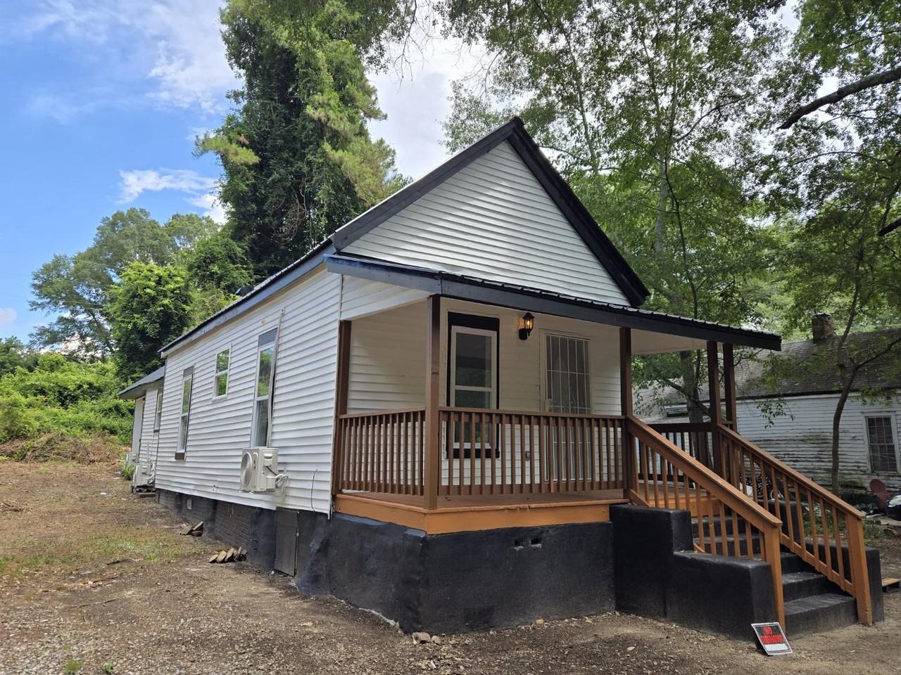 61 Sargent Farmer St - Photo 2 of 12