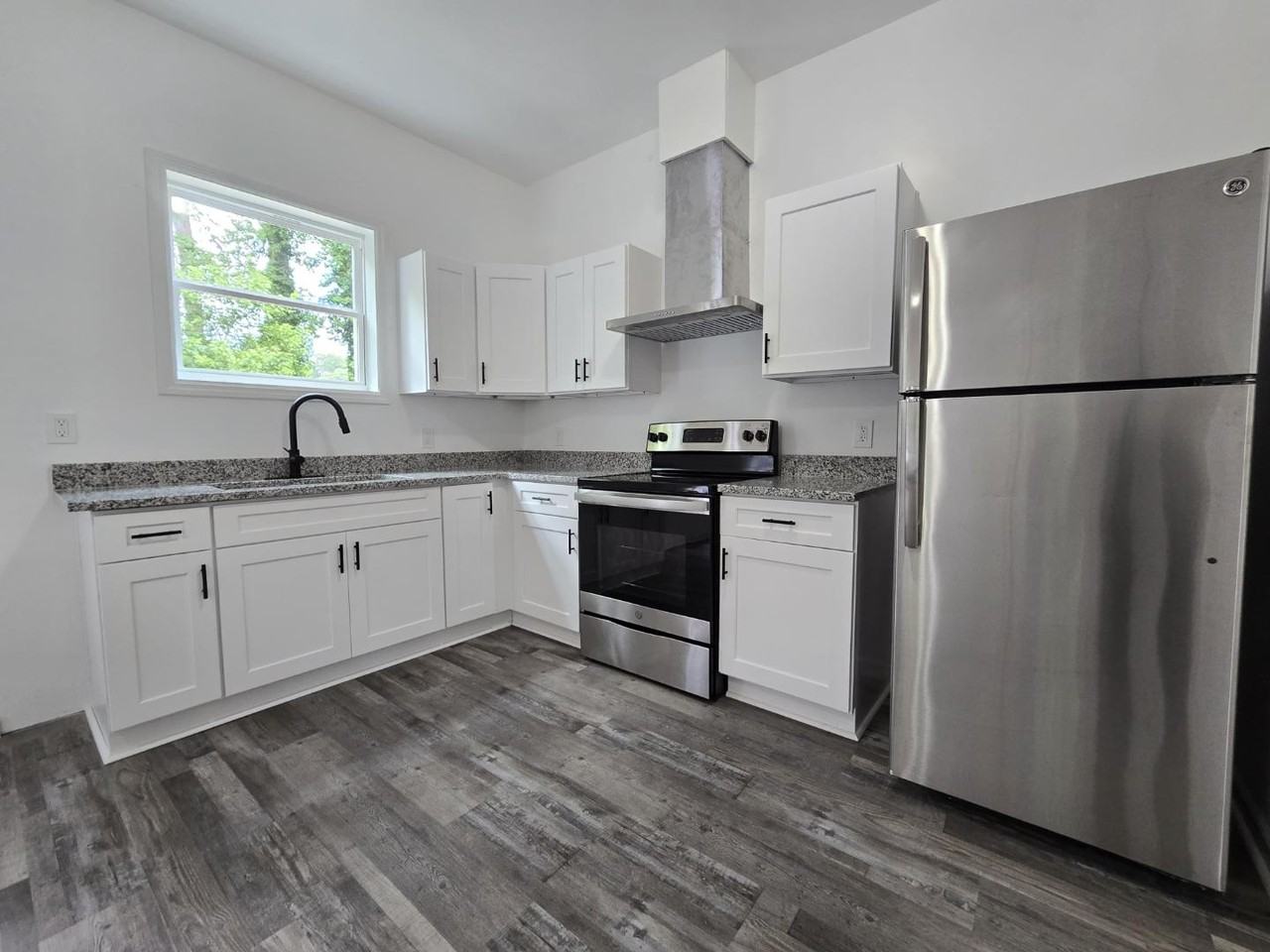 61 Sargent Farmer St - Photo 4 of 12