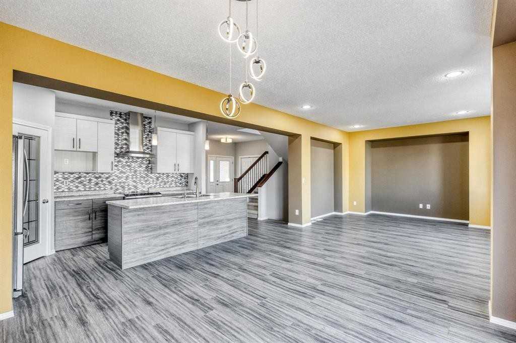 42 Pepin Pl - Photo 2 of 15