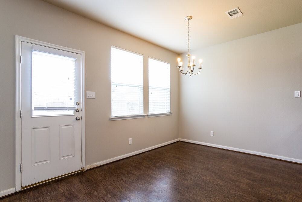 23630 Maple View Drive - Photo 4 of 15