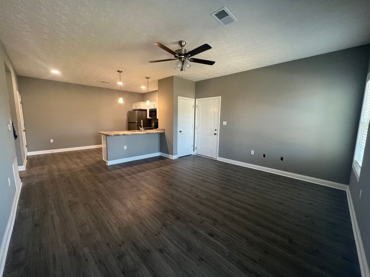 814 Brush Creek Street - Photo 2 of 13