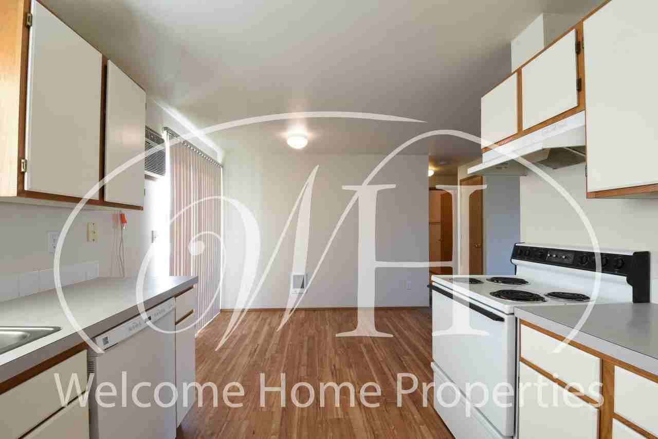 420 Se 6th St - Photo 6 of 18