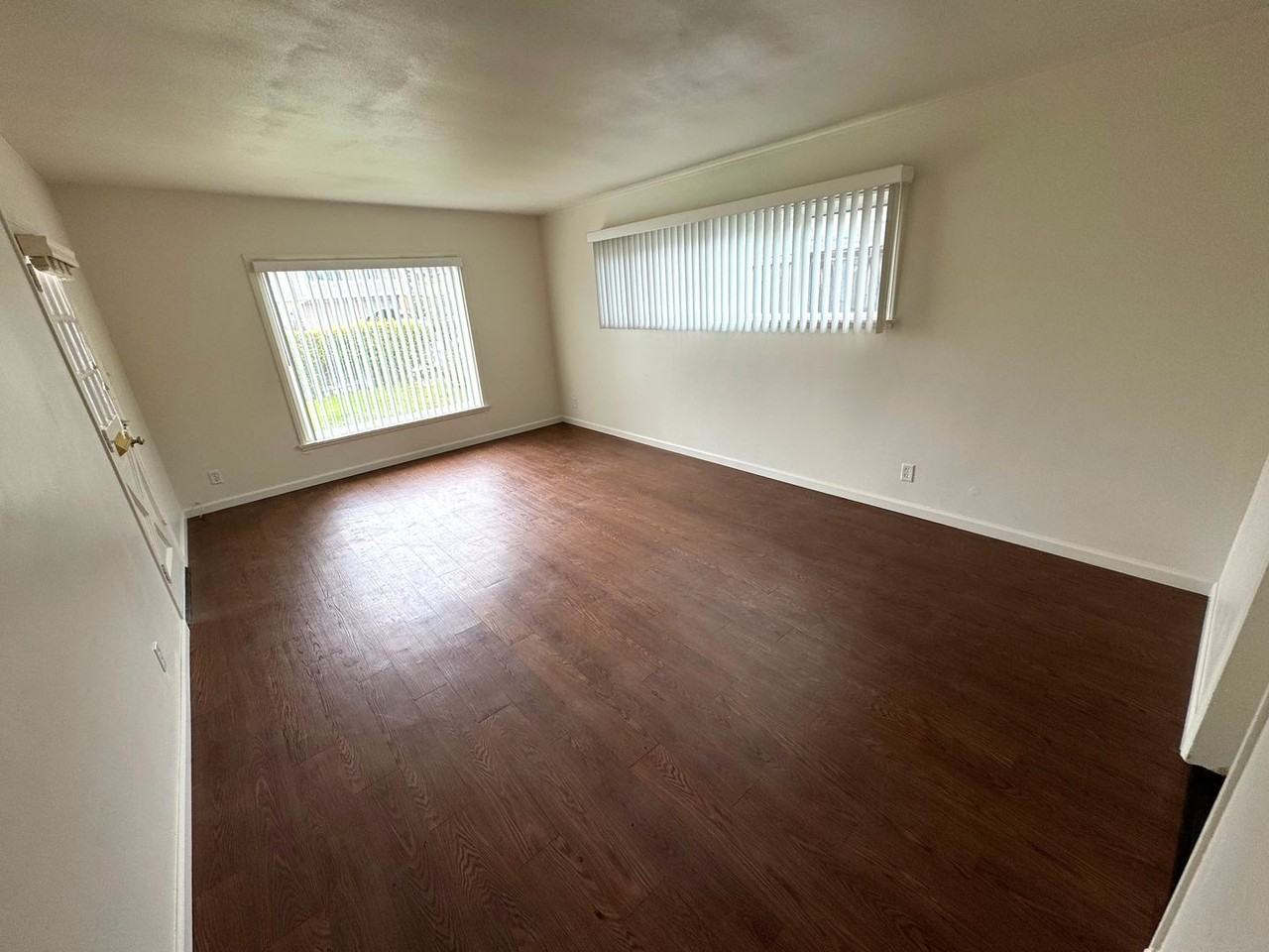 2204 Pierpont Blvd - Photo 6 of 21