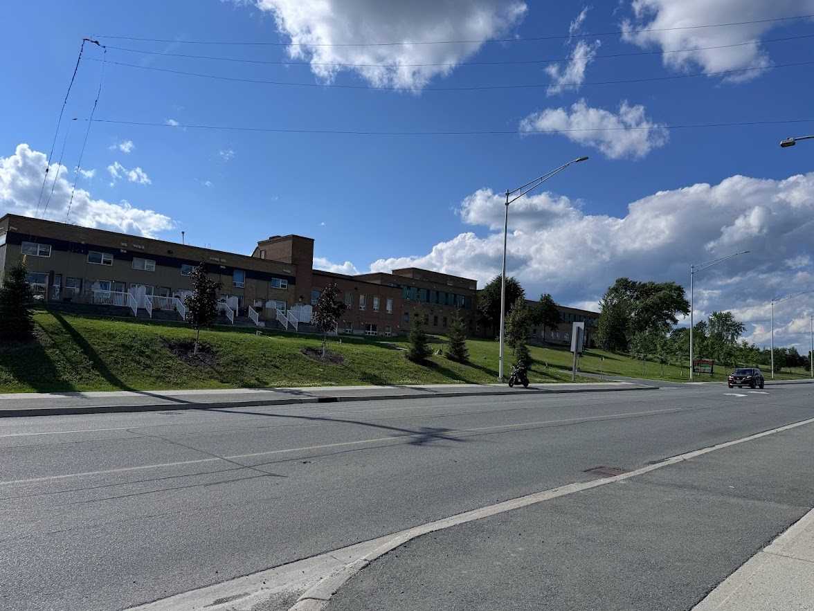 323 Second Ave N #204