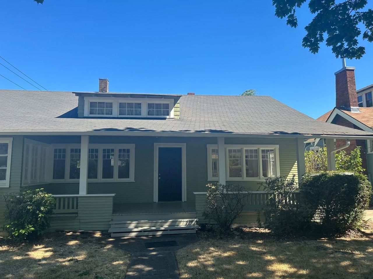 789 W. 11th Ave. - Photo 2 of 14