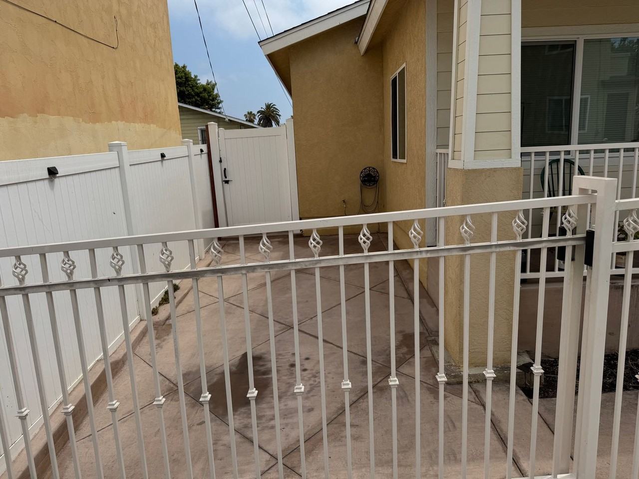 2121 Ocean View Blvd - Photo 3 of 14