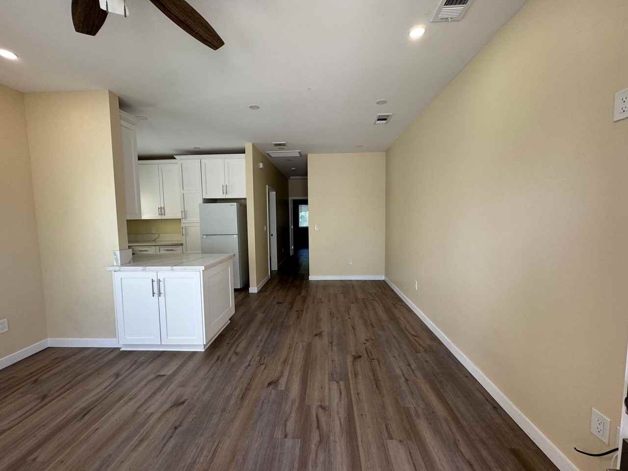 2121 Ocean View Blvd - Photo 5 of 14