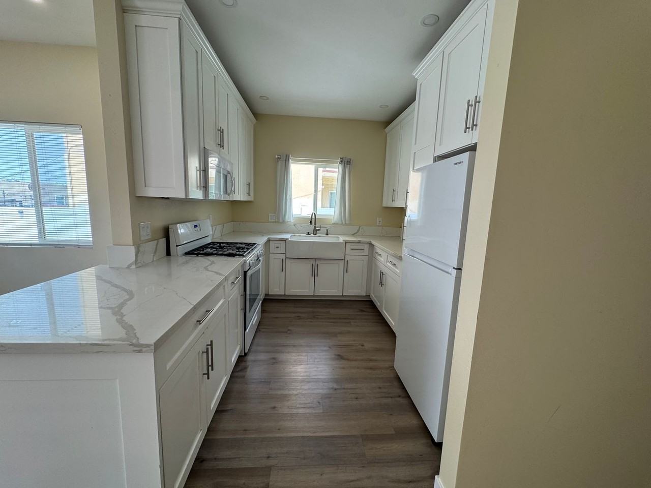 2121 Ocean View Blvd - Photo 6 of 14