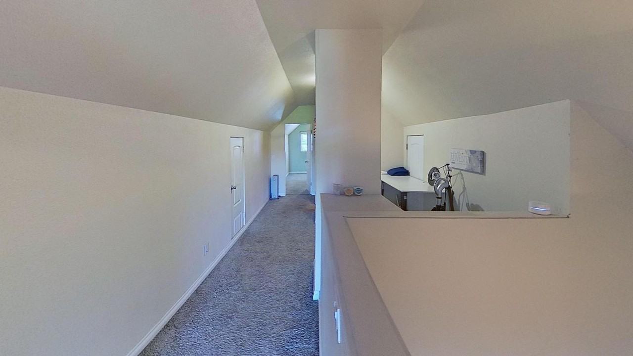 Spacious Green Lake craftsman by University Village - Photo 6 of 12