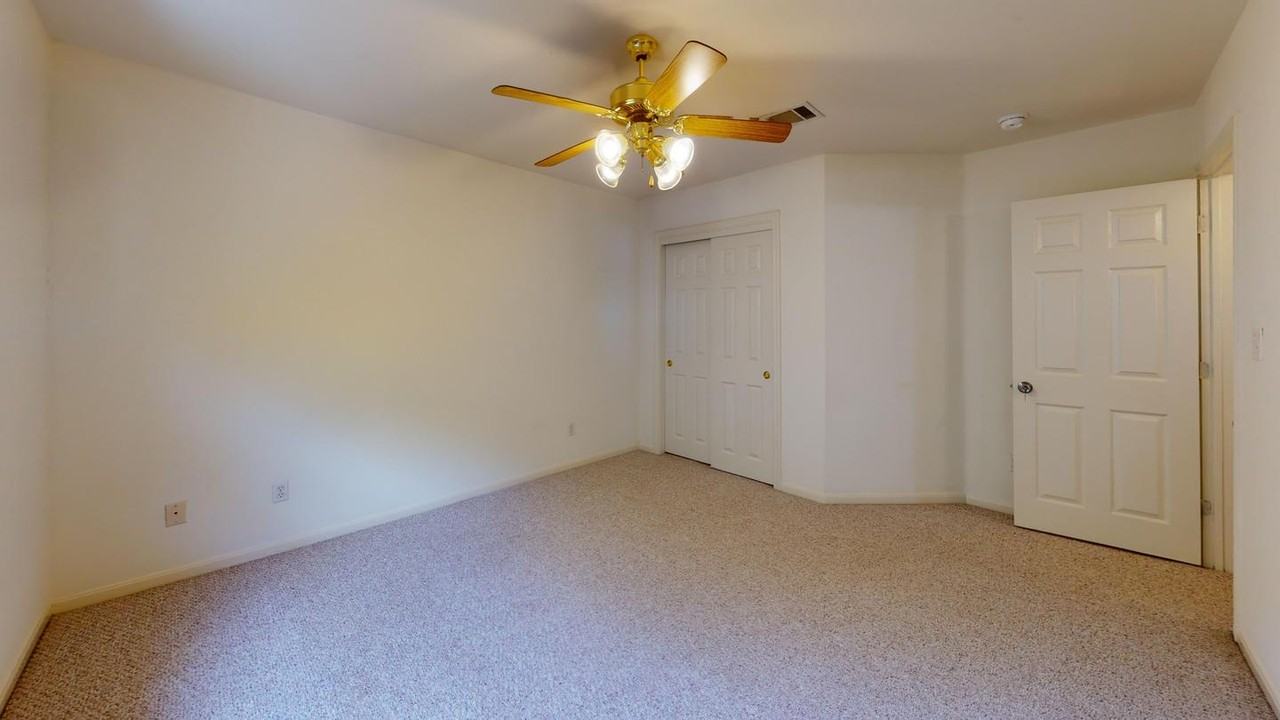 Round Rock Beauty – The Home You’ve Been Waiting For! - Photo 7 of 17