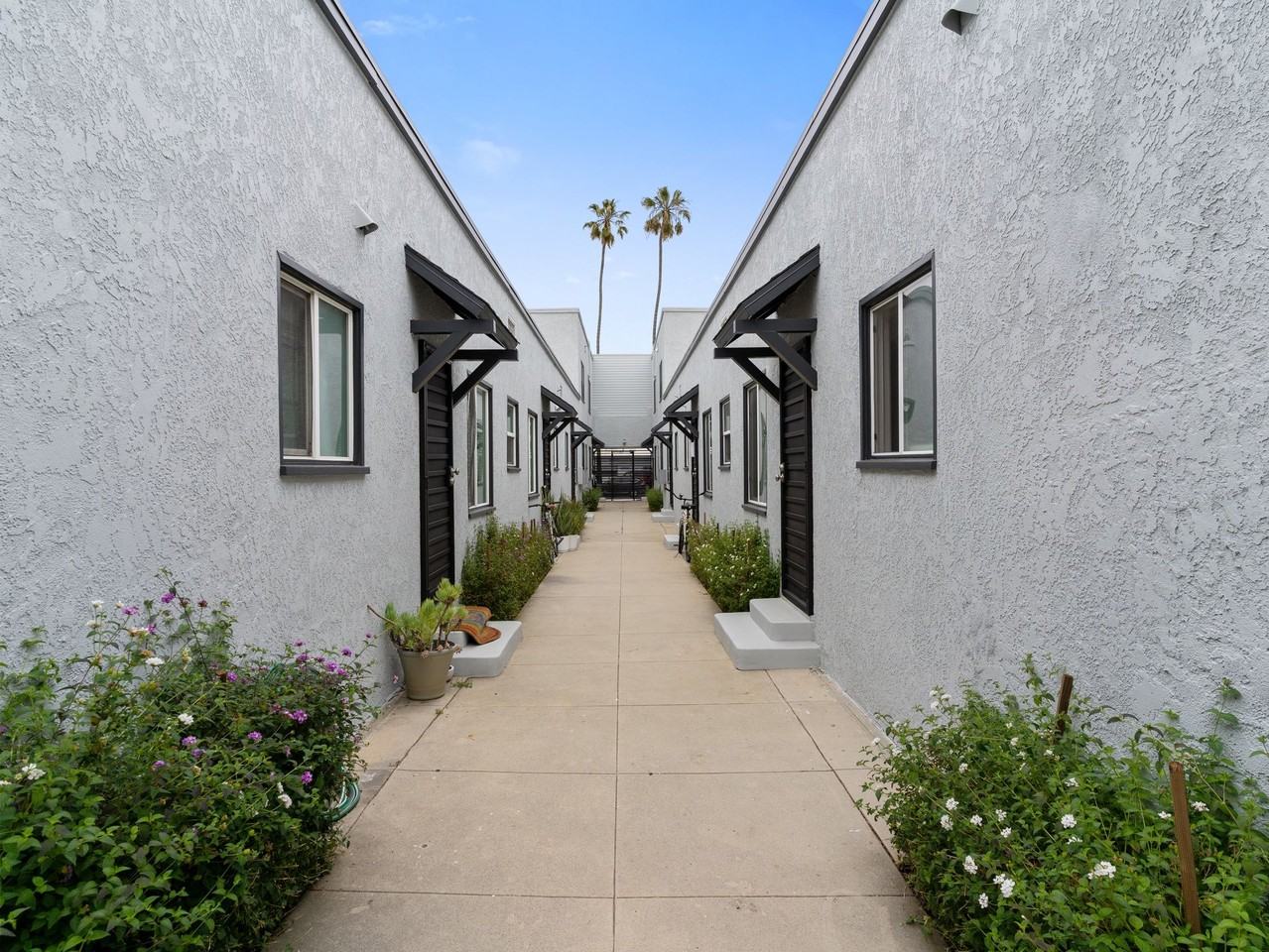 1711 E Appleton St - Photo 3 of 3