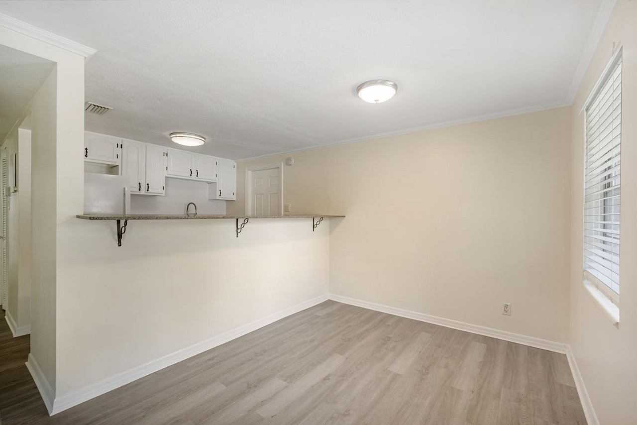 1206 E Ida St - Photo 6 of 16