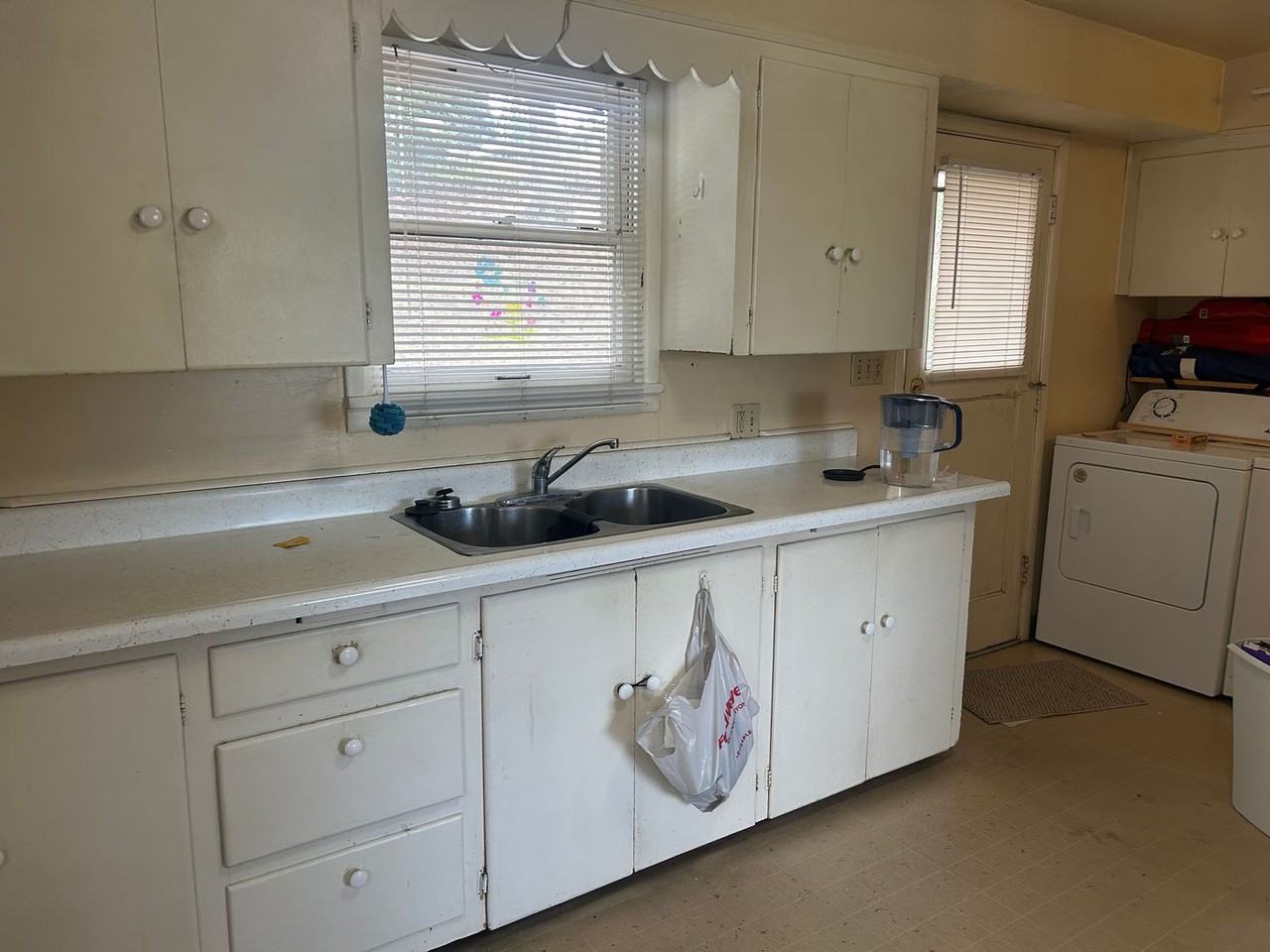 1230 Nevada St - Photo 6 of 16