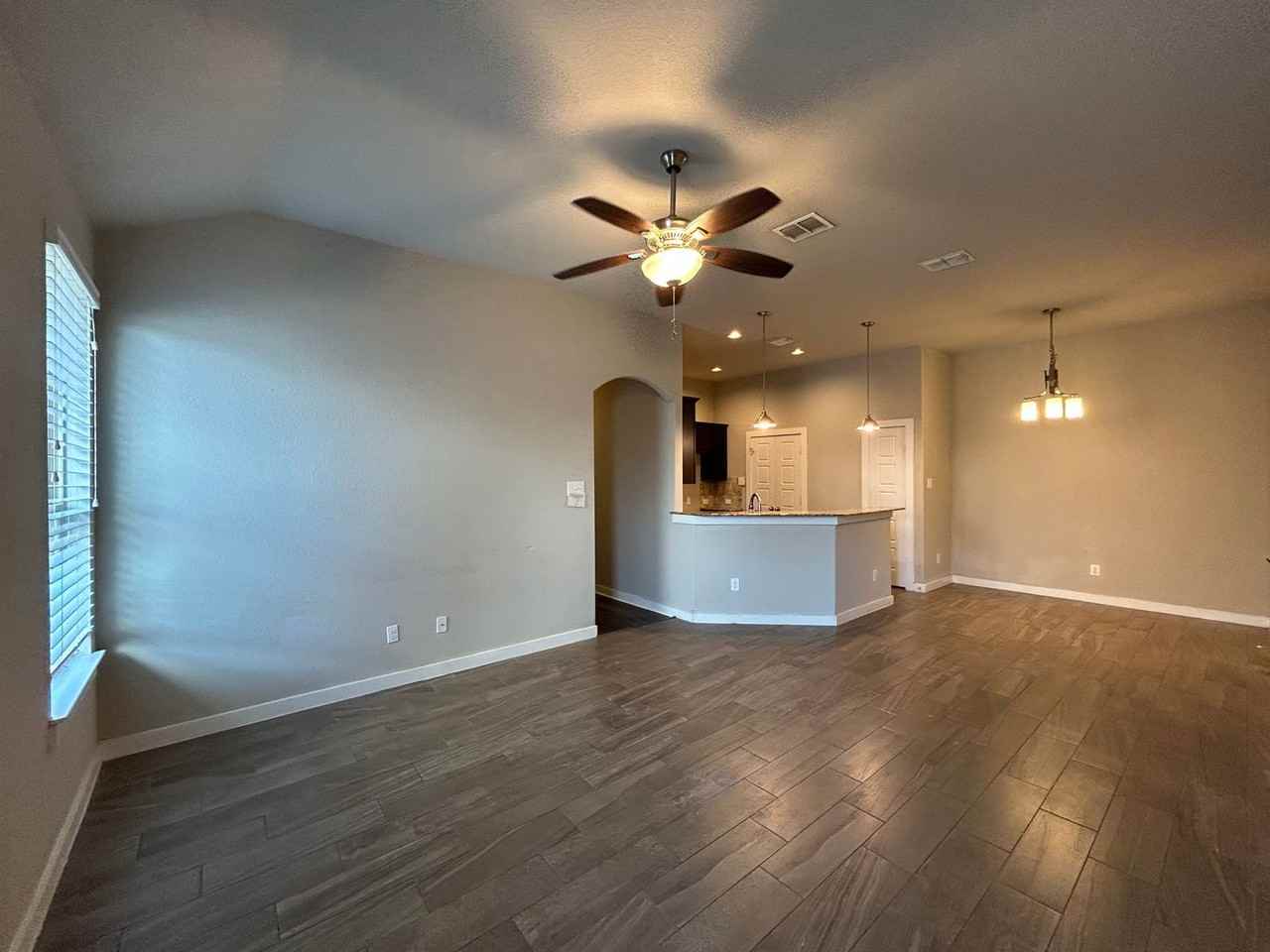 553 Creekside Frst - Photo 3 of 30