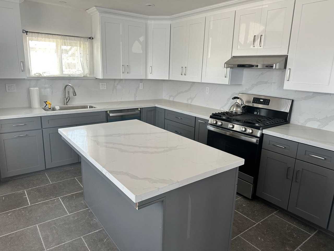 230 Lerwick Dr - Photo 3 of 13