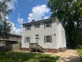 Newly renovated units and common areas! - Photo 1 of 1