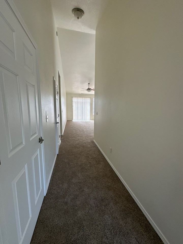 5096 Larch Ln - Photo 3 of 27