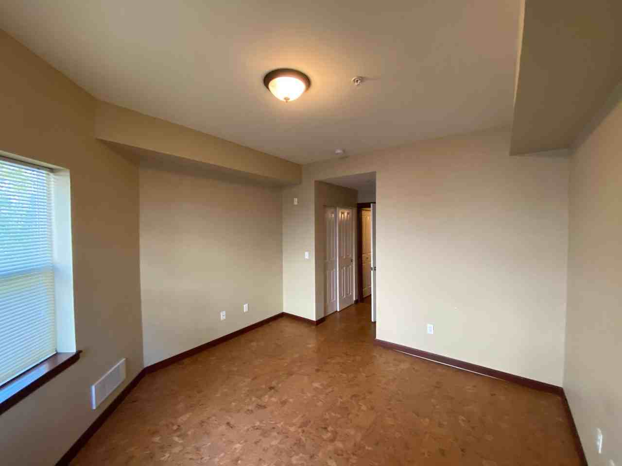 259 W Bakerview Rd #303 - Photo 6 of 12