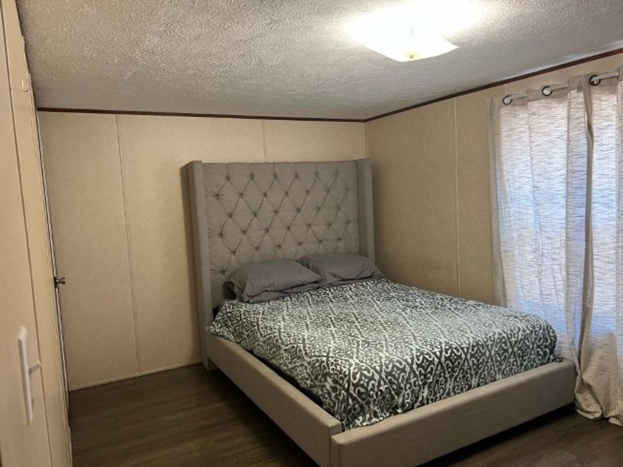 140 Grape Cove Rd - Photo 5 of 12