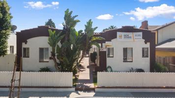 featured image of 2652 E 15th St