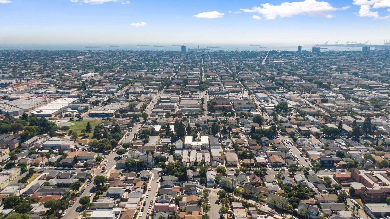 2652-2728 E 15th Street - Photo 4 of 4