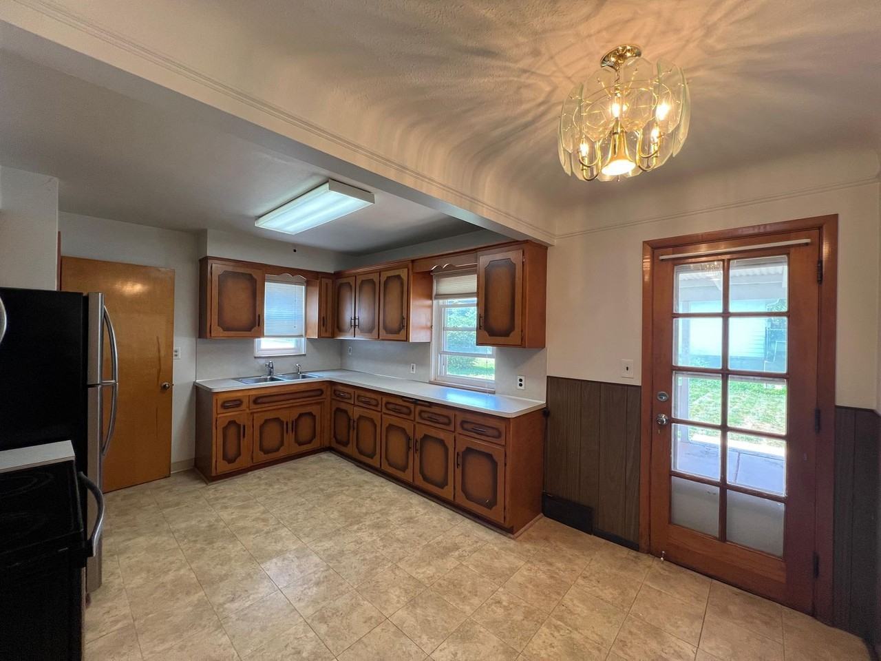 1780 E 230th St - Photo 5 of 12