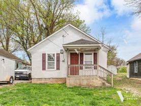2100 W Lee St - Photo 1 of 1