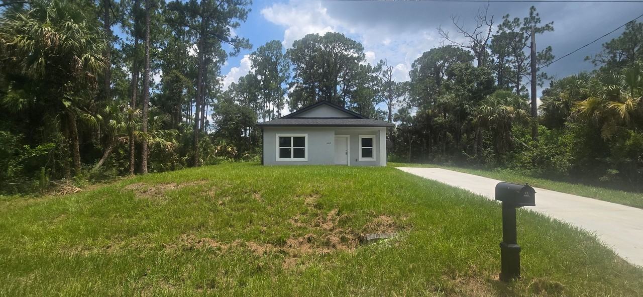 3517 49th St W - Photo 2 of 24