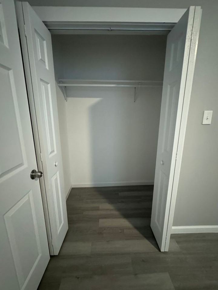 2705 Gordon Ave - Photo 6 of 11