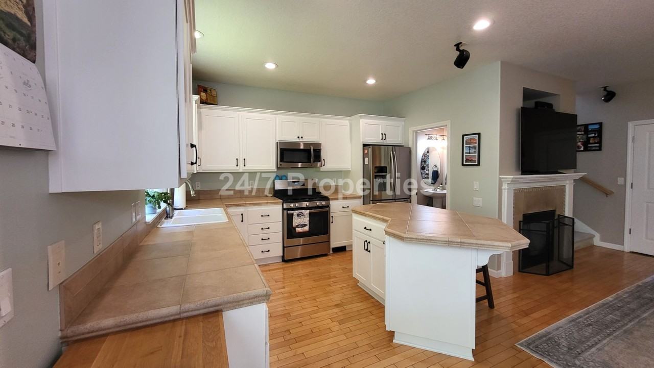 3250 Wild Rose Loop - Photo 6 of 20