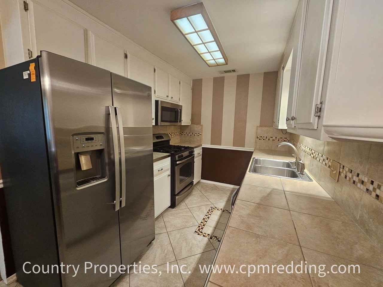 3561 Capricorn Way - Photo 6 of 22